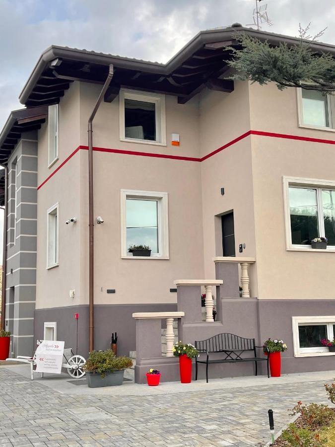 Bed and Breakfast Casa Ananda Ferno Экстерьер фото