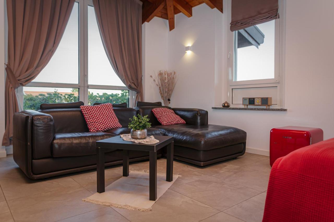 Bed and Breakfast Casa Ananda Ferno Экстерьер фото