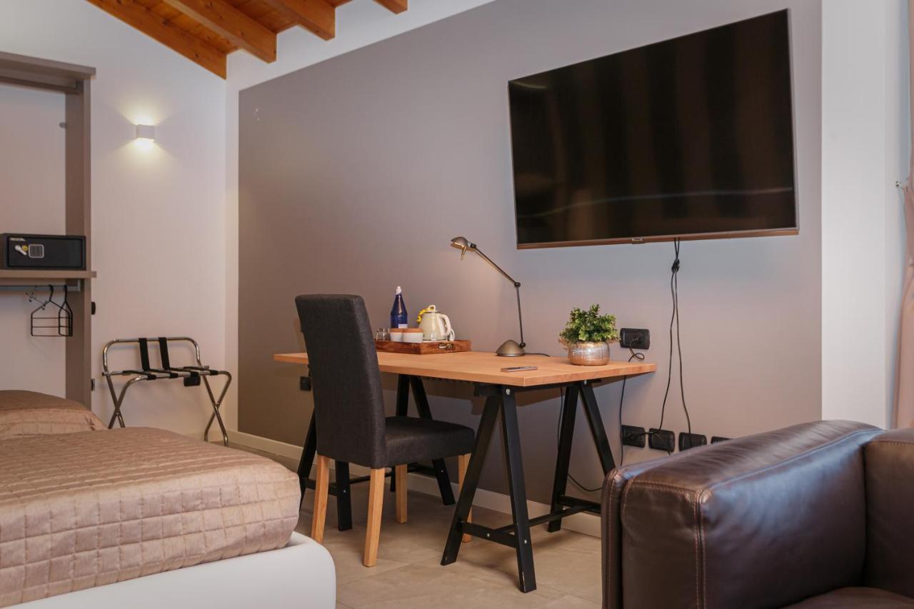 Bed and Breakfast Casa Ananda Ferno Экстерьер фото