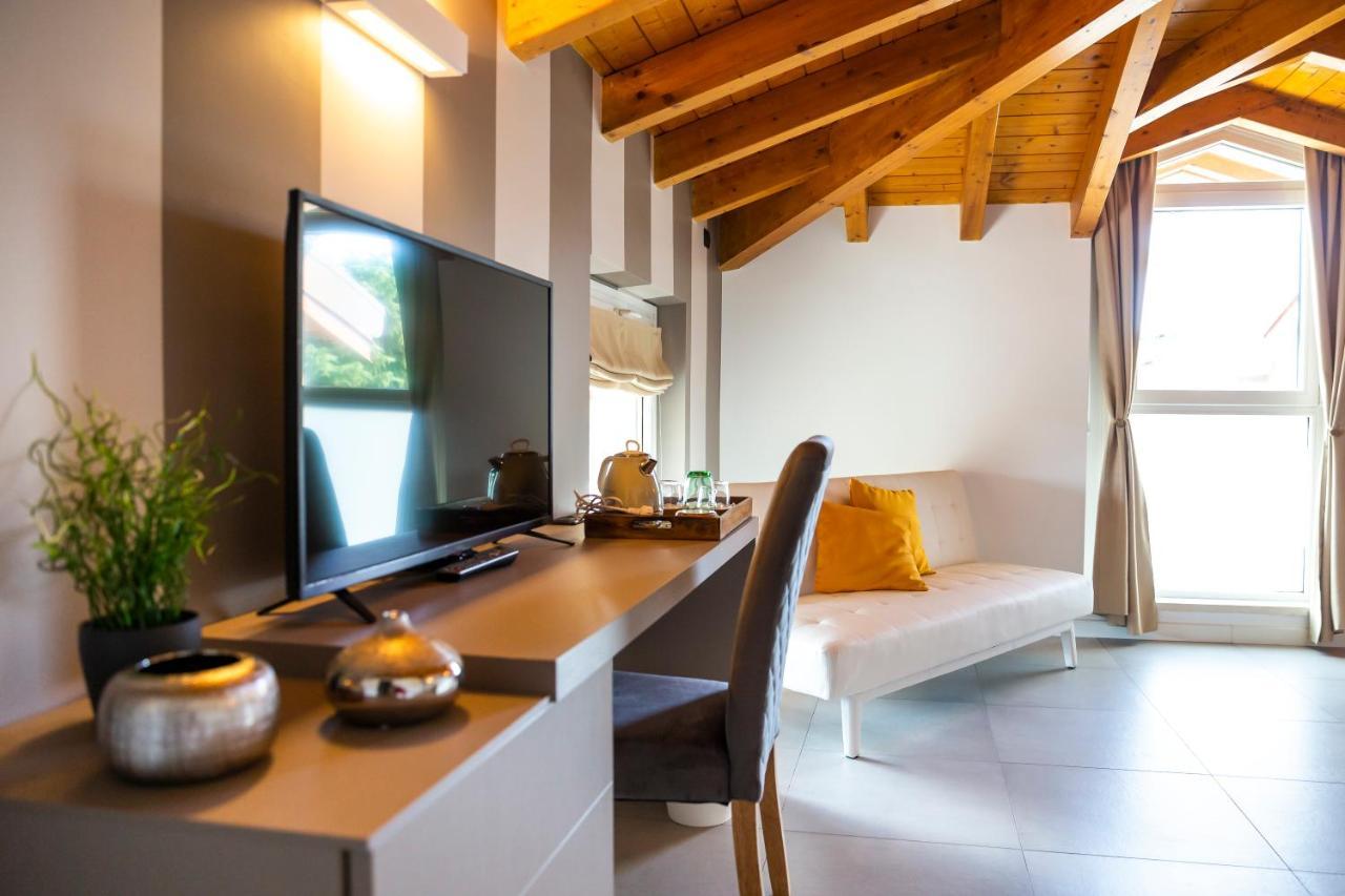 Bed and Breakfast Casa Ananda Ferno Экстерьер фото